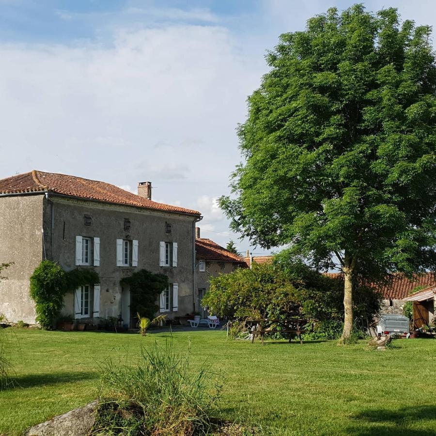 Wisteria House Bed and Breakfast Chanteloup  Exteriör bild