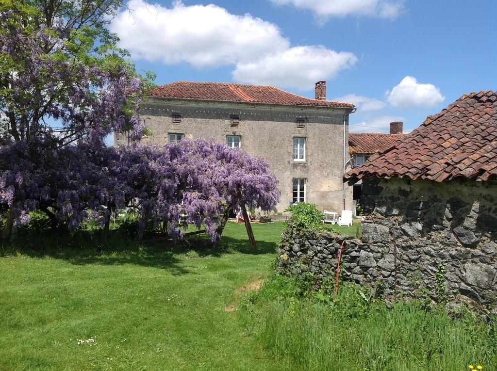 Wisteria House Bed and Breakfast Chanteloup  Exteriör bild